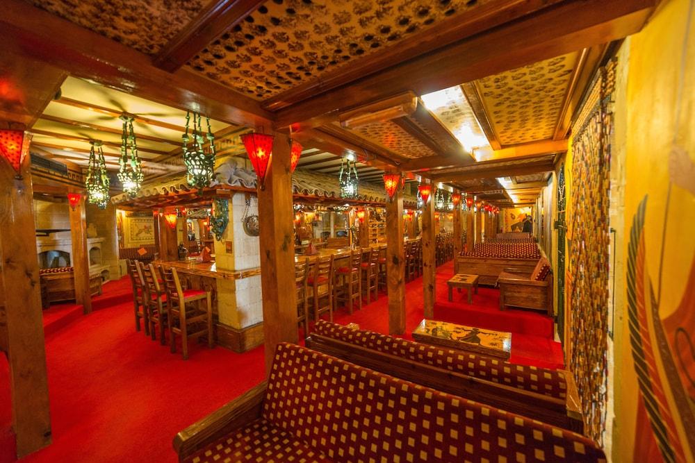 Roman Boutique Hotel 파포스 외부 사진