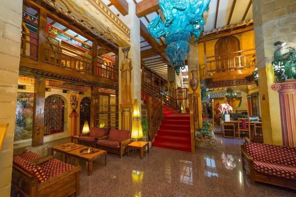 Roman Boutique Hotel 파포스 외부 사진
