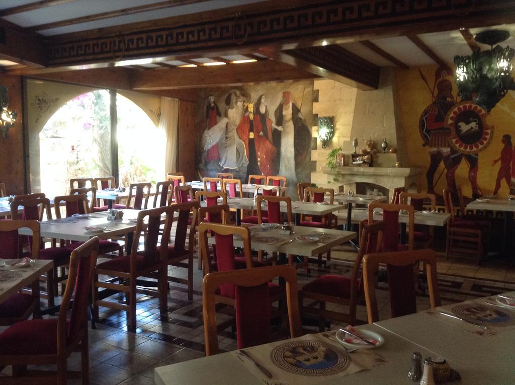Roman Boutique Hotel 파포스 외부 사진