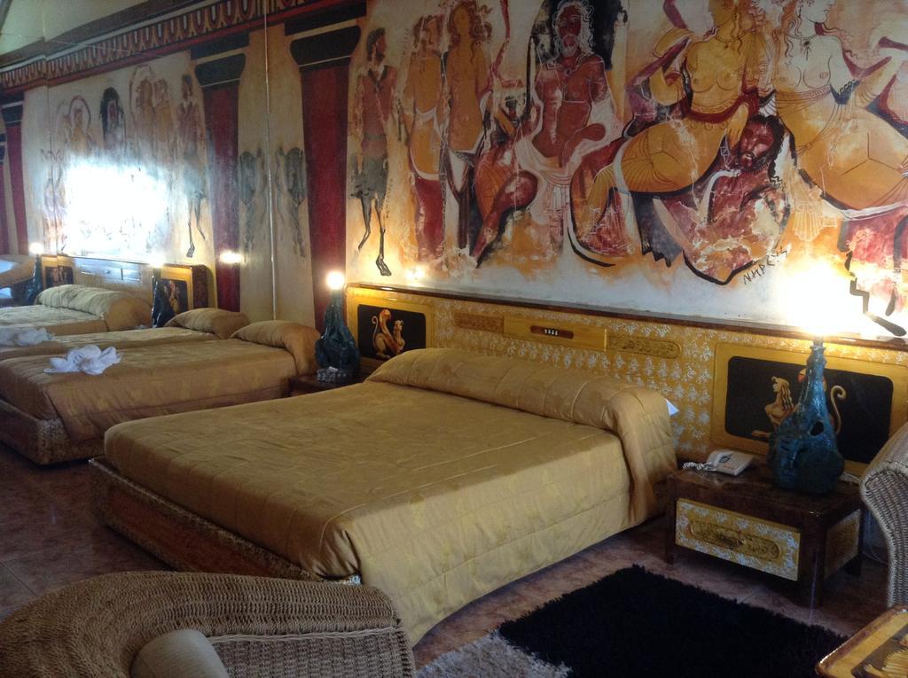 Roman Boutique Hotel 파포스 외부 사진